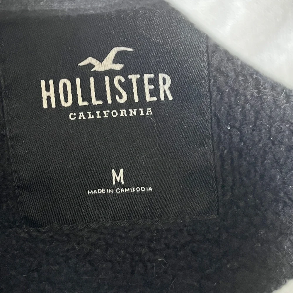 Hollister men’s hoodie size M - Picture 3 of 3